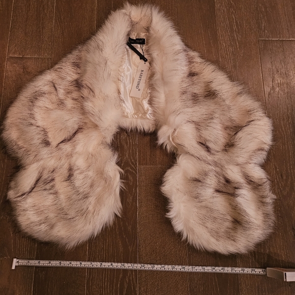 1920s Faux Fur Scarf Wrap Evening Cape - Picture 2 of 4